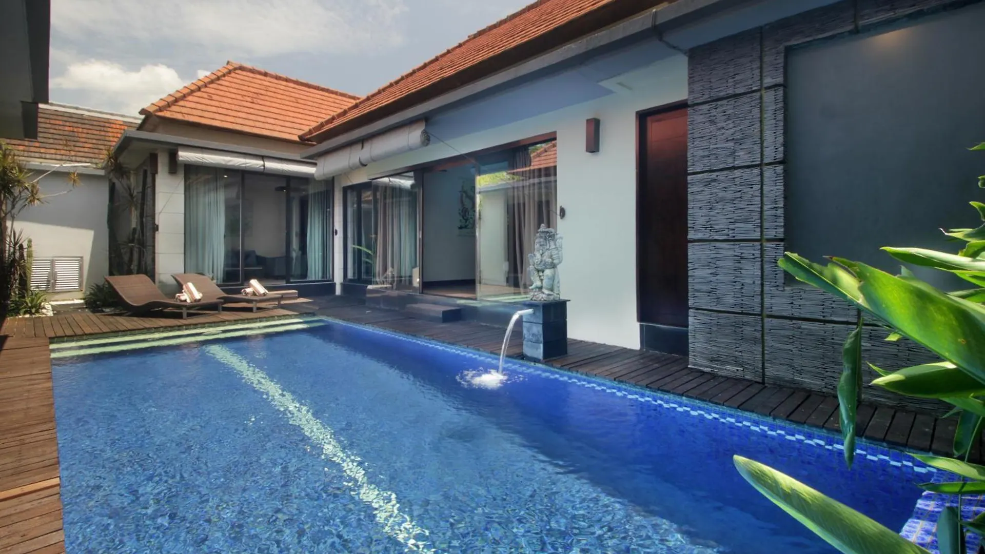 Jayani Villa Seminyak Byfaba