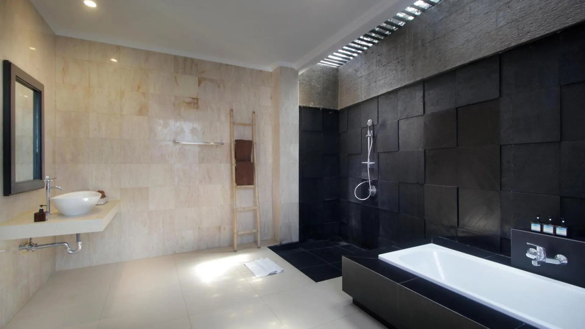 Jayani Villa Seminyak Byfaba  Seminyak (Bali)